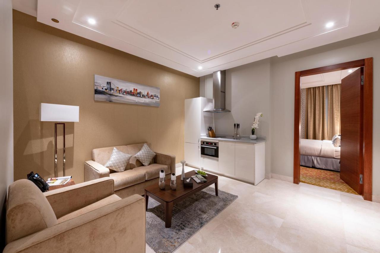 Taj Jeddah Hotel Apartment Экстерьер фото